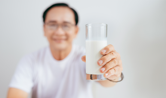Sữa dinh dưỡng cho người bệnh là giải pháp dinh dưỡng toàn diện, tiện lợi giúp người lớn tuổi nhanh hồi phục sau bệnh